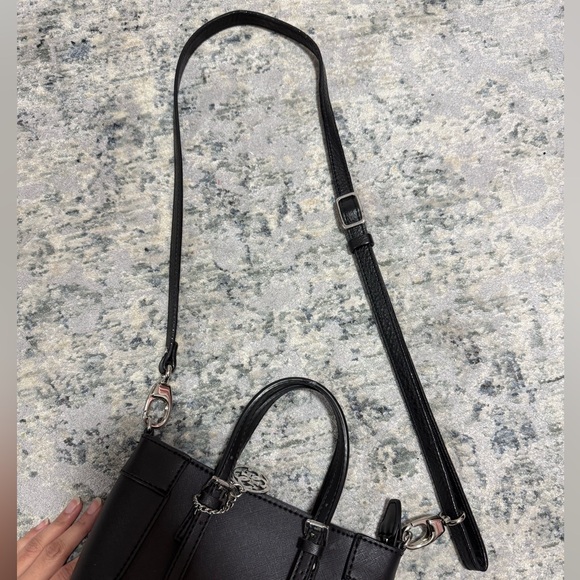 GUESS Black Bucket Bag Purse - Picture 4 of 4